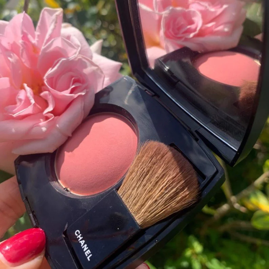 Phấn má hồng Chanel Joues Contraste Powder Blush giá bao nhiêu?