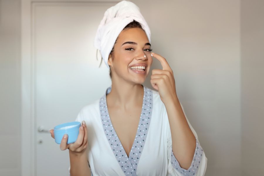 Cách sử dụng squalane trong chăm sóc da mặt