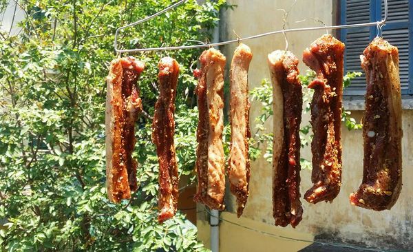 Tranh thủ mùa hè nắng nóng cùng làm ngay món “đặc sản: thịt phơi nắng ngon tuyệt vời