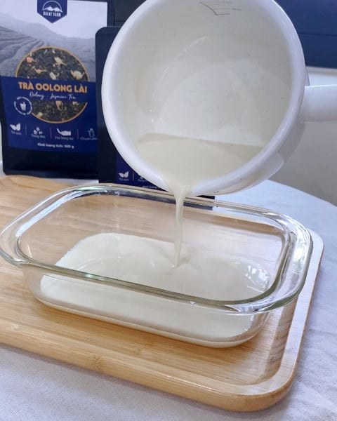 Bánh ô long nhài nhãn đổ khuôn pudding