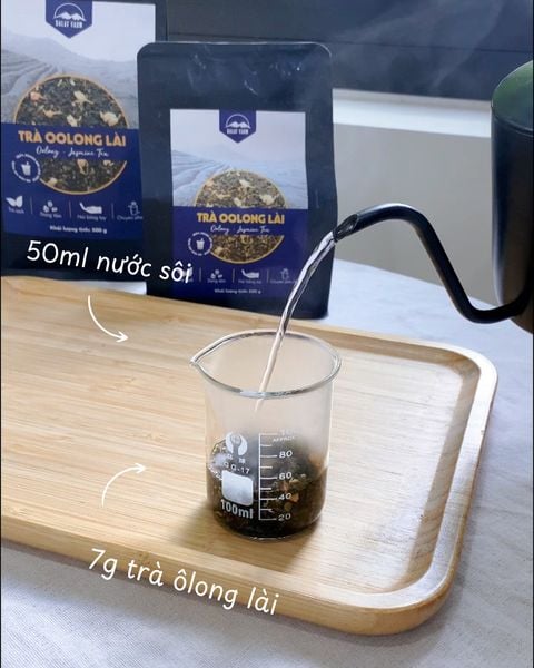 Bánh ô long nhài nhãn ủ trà ô long lài