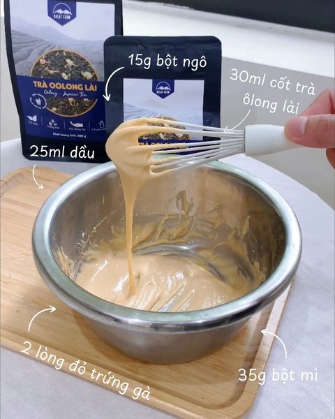 Bánh ô long nhài nhãn hỗn hợp lòng đỏ
