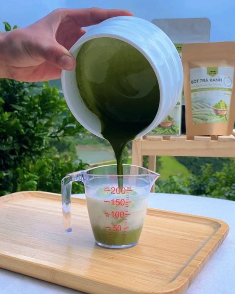 Bước 3: Kết hợp hỗn hợp matcha và sữa tàu hủ matcha