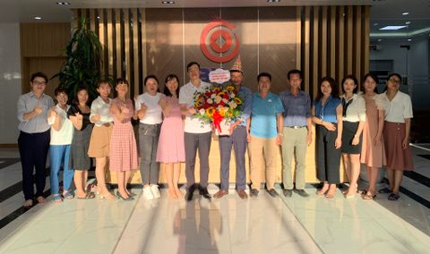 Công ty CP Á Long Chúc mừng sinh nhật  ông Trần Xuân Vinh phó chủ tịch BNA Group