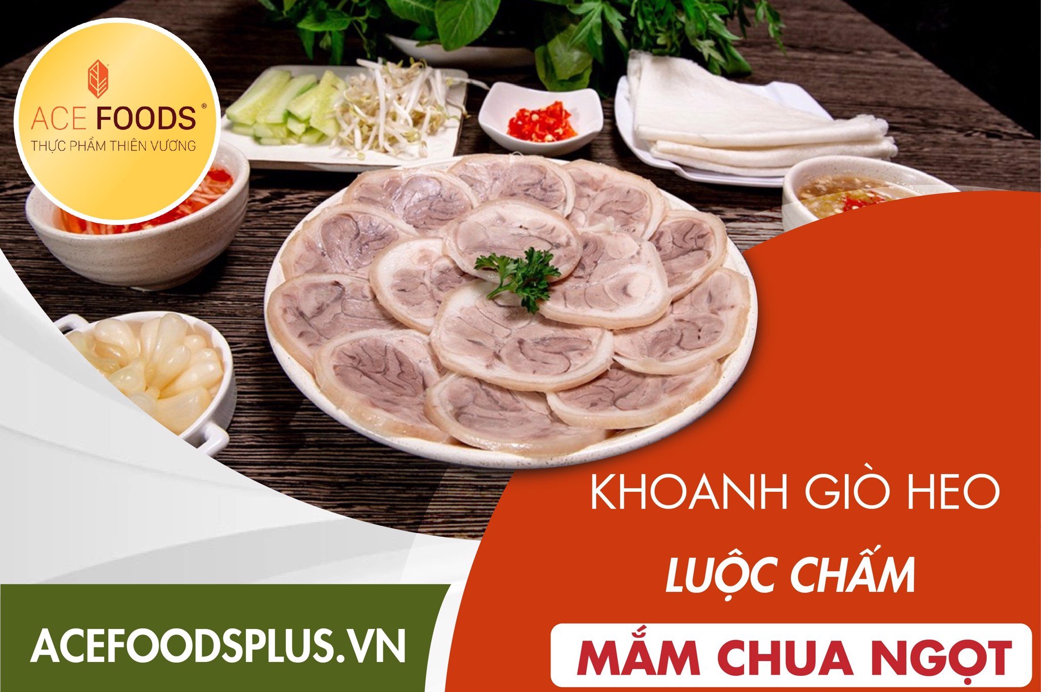 Khoanh giò heo Nga luộc chấm mắm chua ngọt