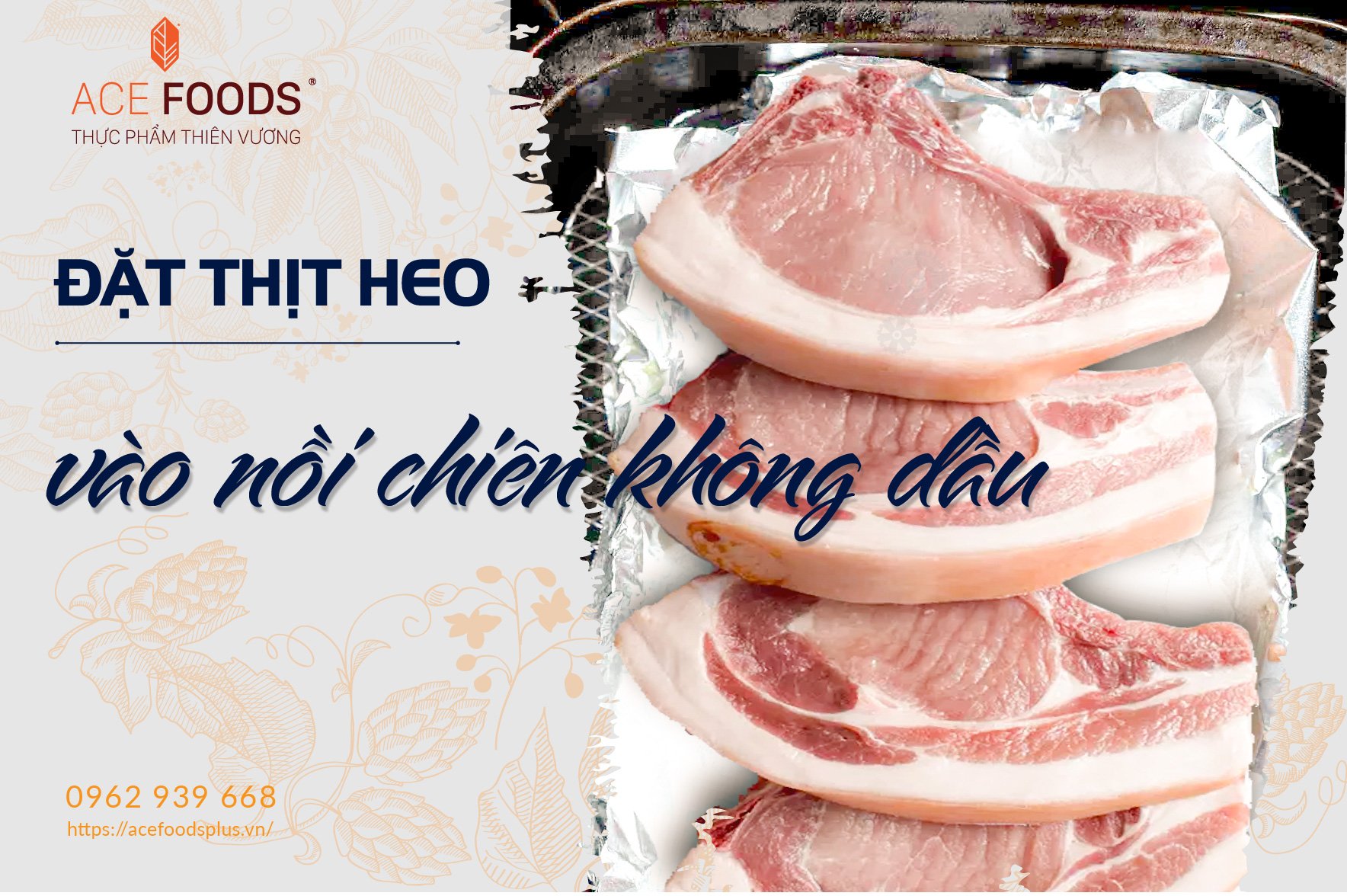 Bọc thịt heo trong giấy bạc, hở phần da heo để miếng thịt giữ được nước