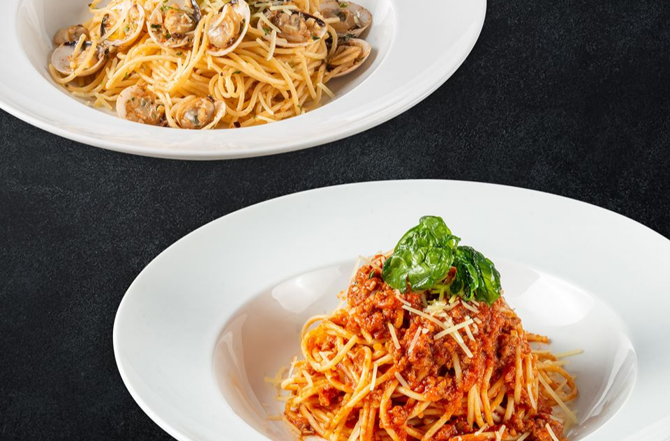 Thực đơn spaghetti phong phú được chế biến dưới bàn tay khéo léo của các đầu bếp tại Al Fresco
