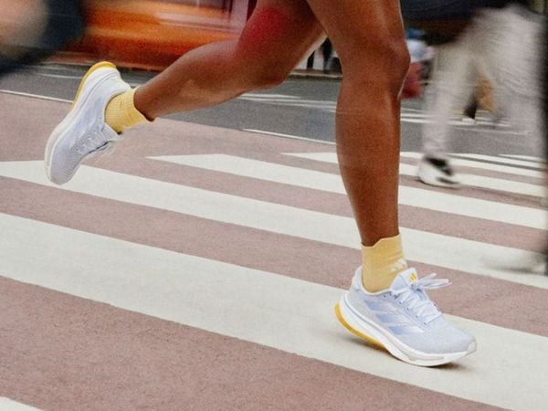 Giày adidas Supernova có hiệu suất vượt trội và linh hoạt cao