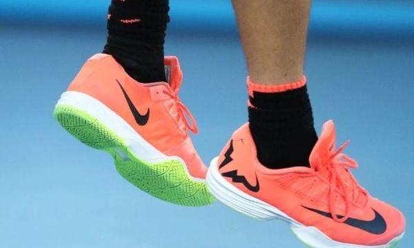 Giày tennis Nike nam