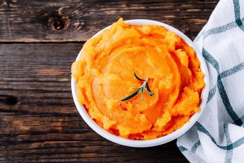 Mua trái cây đông lạnh ở đâu chất lượng để làm bánh?
