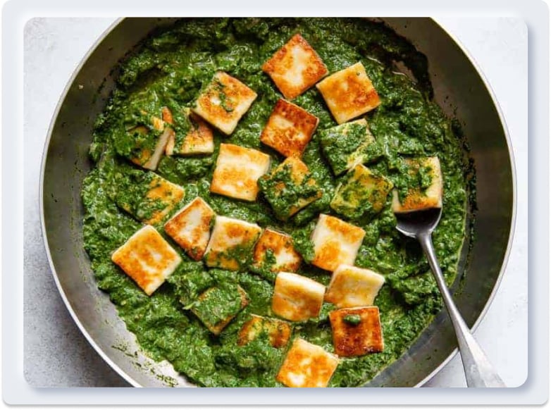 3. Palak Paneer - Sự kết hợp hoàn hảo giữa rau và phô mai