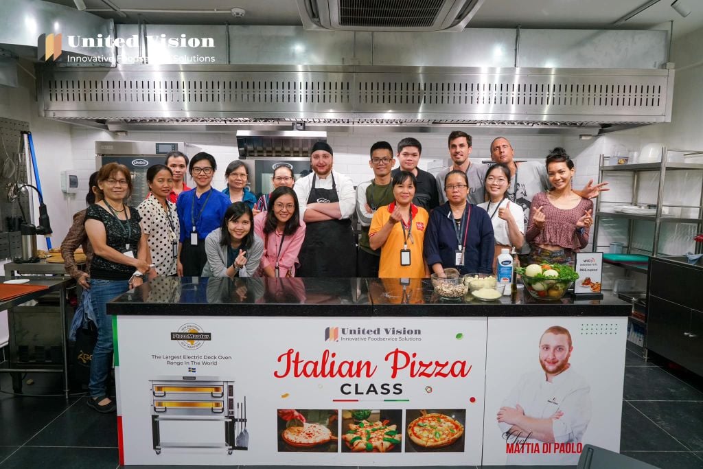 Italian Pizza Class With Chef Mattia Di Paolo At United Vision