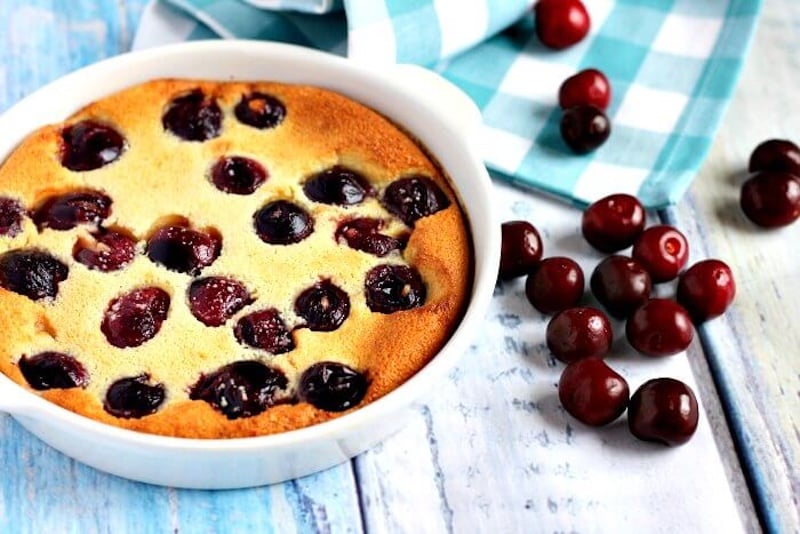 Hướng Dẫn Chi Tiết Làm Clafoutis Truyền Thống