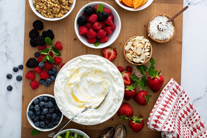 Cách làm kem yogurt công thức mới theo Italia