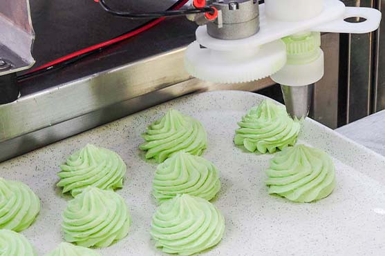 Máy Chiết Rót Định Lượng: So Sánh & Tư Vấn Chọn Mua Từ A-Z