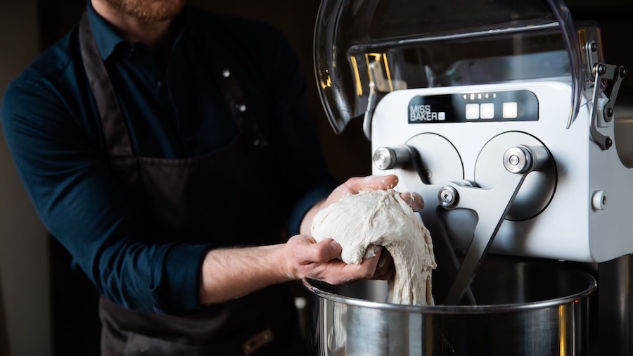 Máy nhồi bột đa năng Bernardi: công suất lớn, hoạt động ổn định