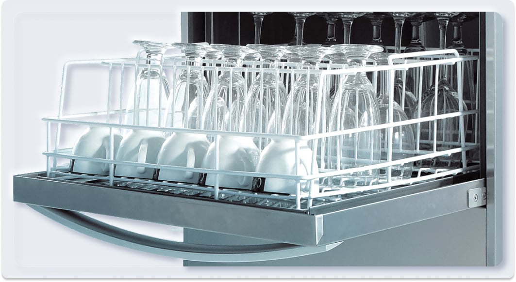 Máy Rửa Ly Quầy Bar: Giải Pháp Tối Ưu Vận Hành Hay Tiêu Tốn Chi Phí?