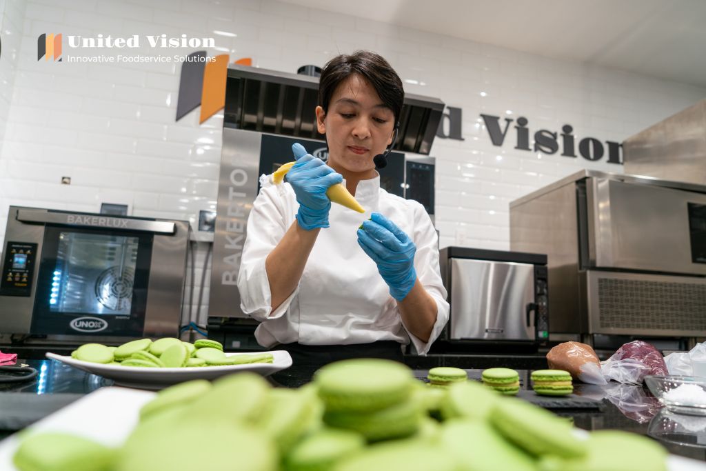 Learn to make macaron at the Macaron Class of United Vision