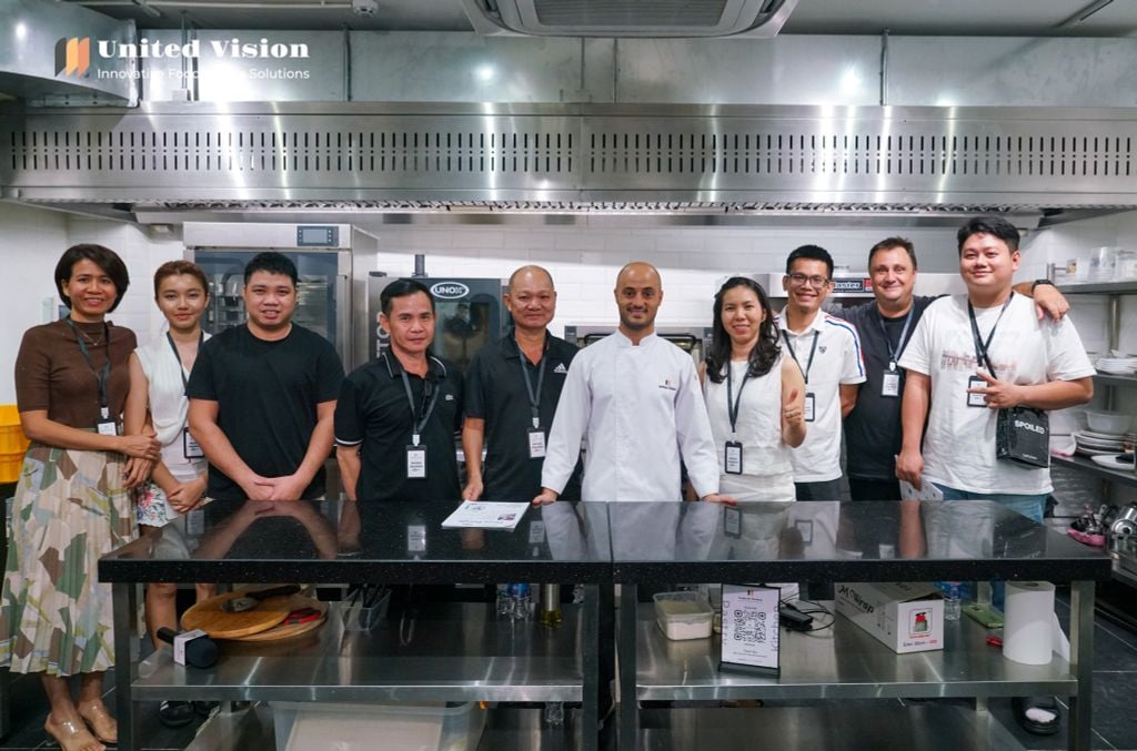 Lớp học pizza Ý bởi chuyên gia pizza đến từ Ý tại United Vision