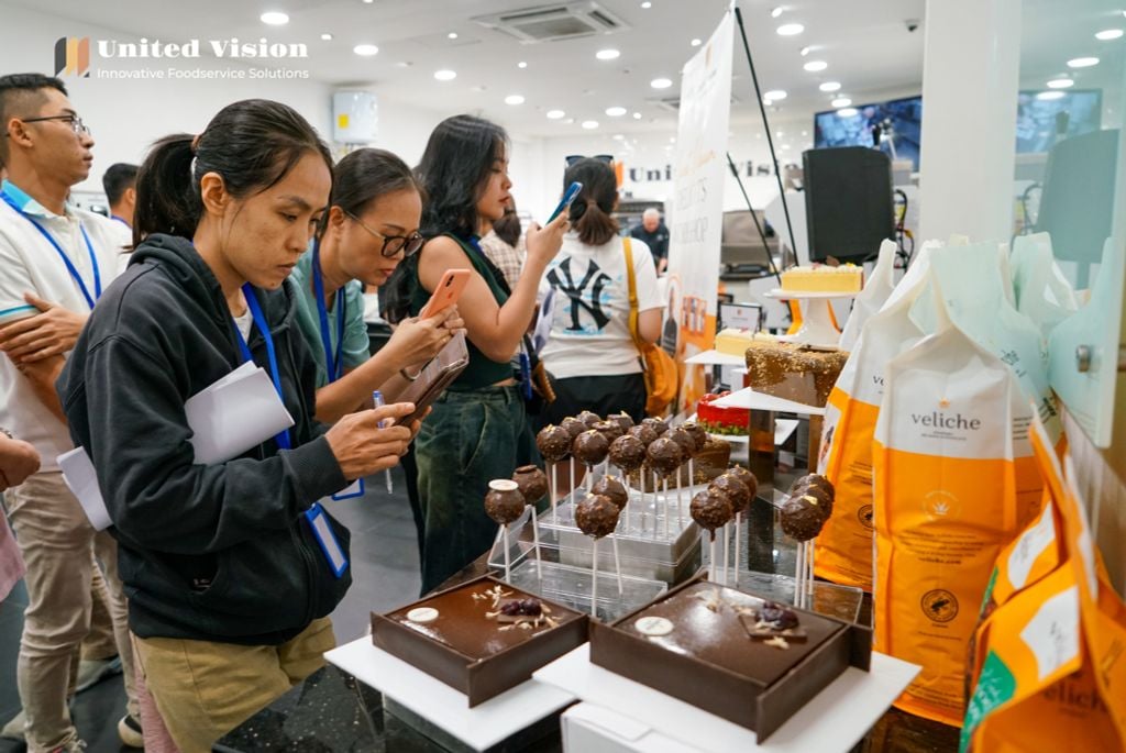 Workshop Sweet Belgium Delights - Gặp chef Gérald Maridet và cùng tìm hiểu thêm nhiều điều về thế giới chocolate