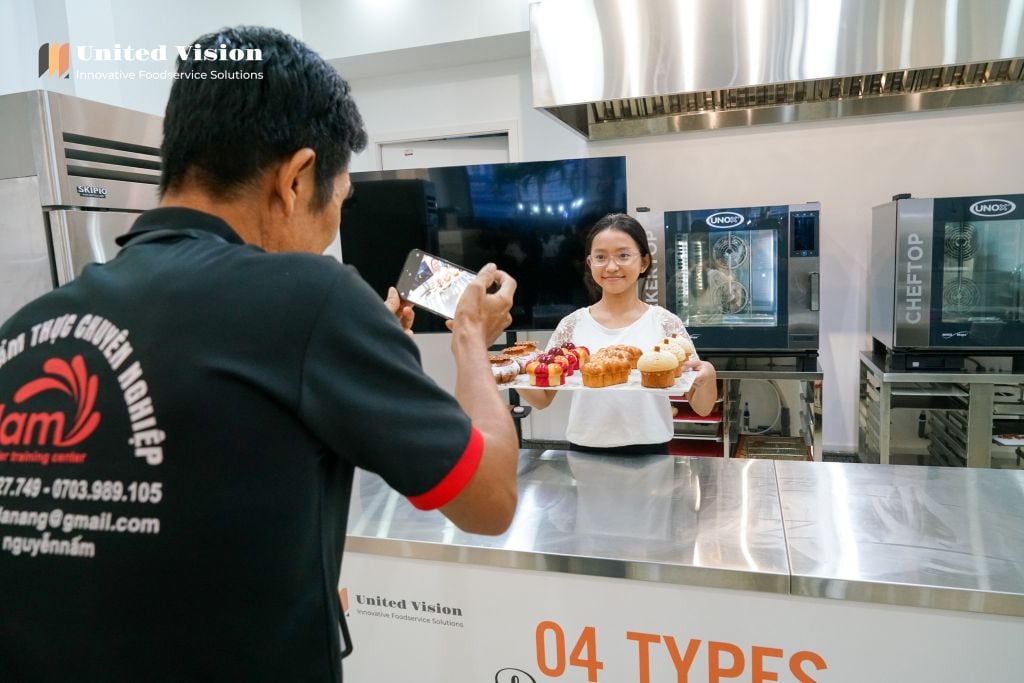 04 Types Brioche Workshop with Chef Daniel De Menditte - Khám Phá Thế Giới Bánh Mì Pháp Đầy Cuốn Hút