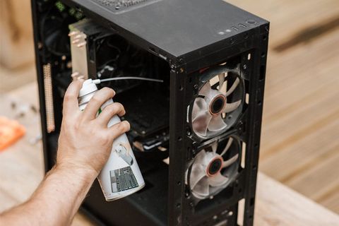 Cách vệ sinh máy tính bàn chi tiết nhất