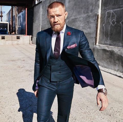 “Gã điên” Conor McGregor và gu thời trang suit ấn tượng