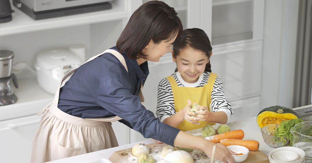 Tủ bếp Takara standard cùng bạn dõi theo từng bước con trưởng thành