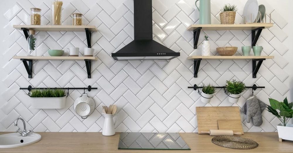 Bạn đang tìm kiếm một giải pháp tiện lợi cho không gian bếp của mình? Kệ bếp treo tường bằng gỗ sẽ là lựa chọn hoàn hảo cho bạn. Sản phẩm cực kỳ bền đẹp và thẩm mỹ, giúp tối ưu hóa diện tích trong căn bếp nhỏ của bạn.
