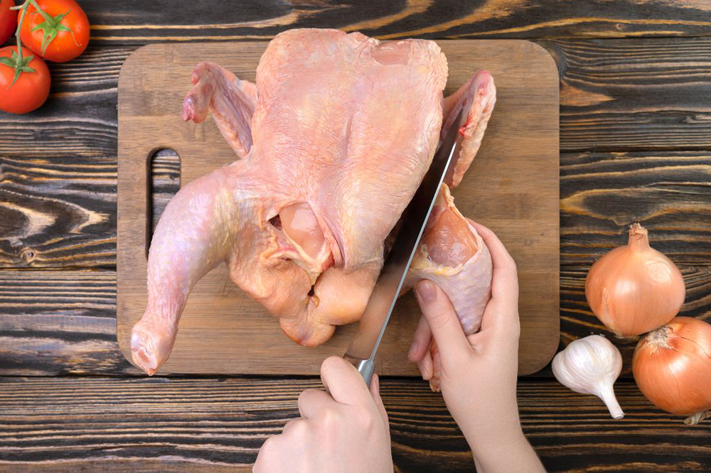 mẹo cắt và lọc thịt gà nhanh