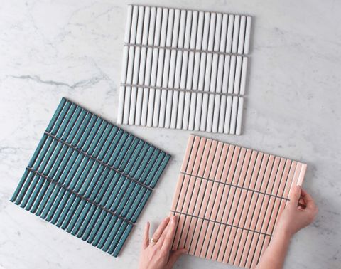 Gạch mosaic thanh que – đũa hay còn gọi là Gạch Kit Kat