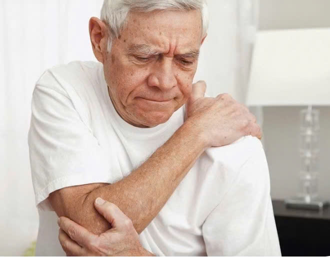 RỐI LOẠN GIẤC NGỦ Ở NGƯỜI CAO TUỔI: NGUYÊN NHÂN, ẢNH HƯỞNG, QUẢN LÝ VÀ ĐIỀU TRỊ