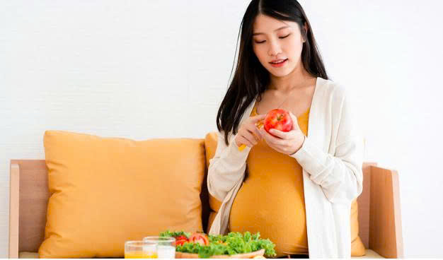 KHI MANG THAI ĂN UỐNG NHƯ THẾ NÀO CHO ĐÚNG?