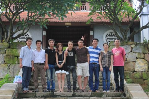CBNV SACOM đi picnic, thăm nhà Thao và chùa Dâu Bắc Ninh 24.8.2011