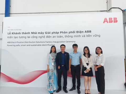 GDĐH SACOM Phạm Miên và CBKD tham dự Lễ Khánh thành Nhà máy Giải pháp Phân Phối Điện ABB
