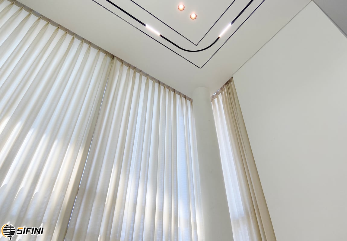 Rèm vải động cơ