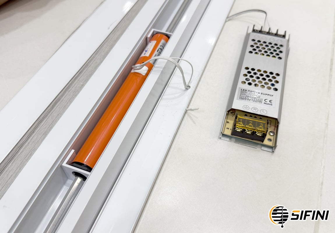 Rèm tổ ong giếng trời