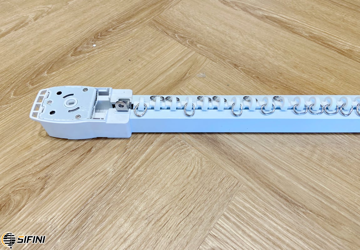 Rèm vải động cơ