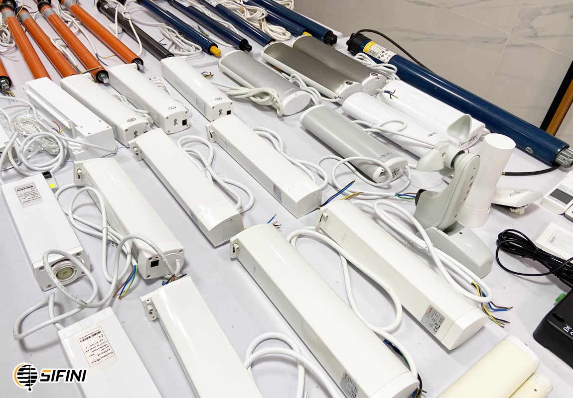 Rèm vải động cơ