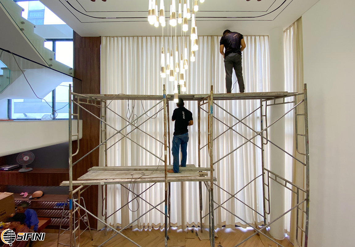 Thi công rèm vải thông tầng