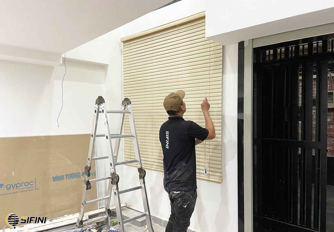 Rèm sáo nhôm cửa sổ