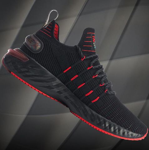 Thiết kế giày lấy cảm hứng từ đường đua công thức 1