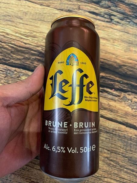 Bia Bỉ Leffe Nâu 6.5% lon