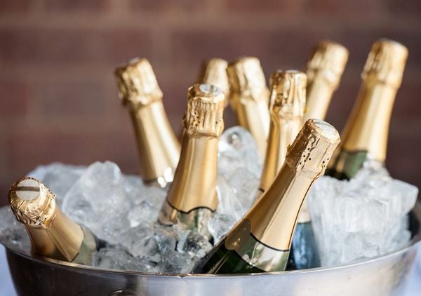 Rượu Vang Pháp Champagne Canard Duchene Brut