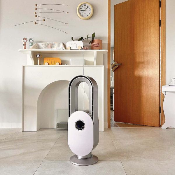 Quạt không cánh Lezen với chức năng cảm ứng và điều khiển từ xa