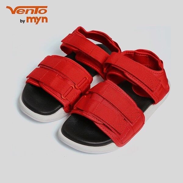 Màu đỏ cơ bản của sandal nữ cho học sinh