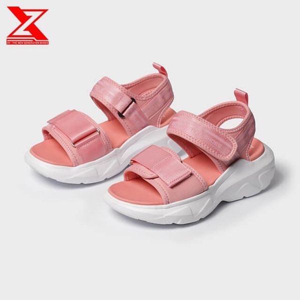 Sandal nữ cá tính với phong cách ulzzang