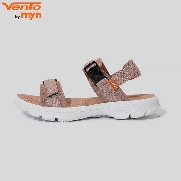 Giày sandal đế cao cá tính, trẻ trung cho các bạn nữ