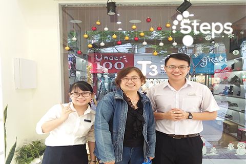 Cảm nhận cô Mộng Trinh khi mua hàng tại Steps