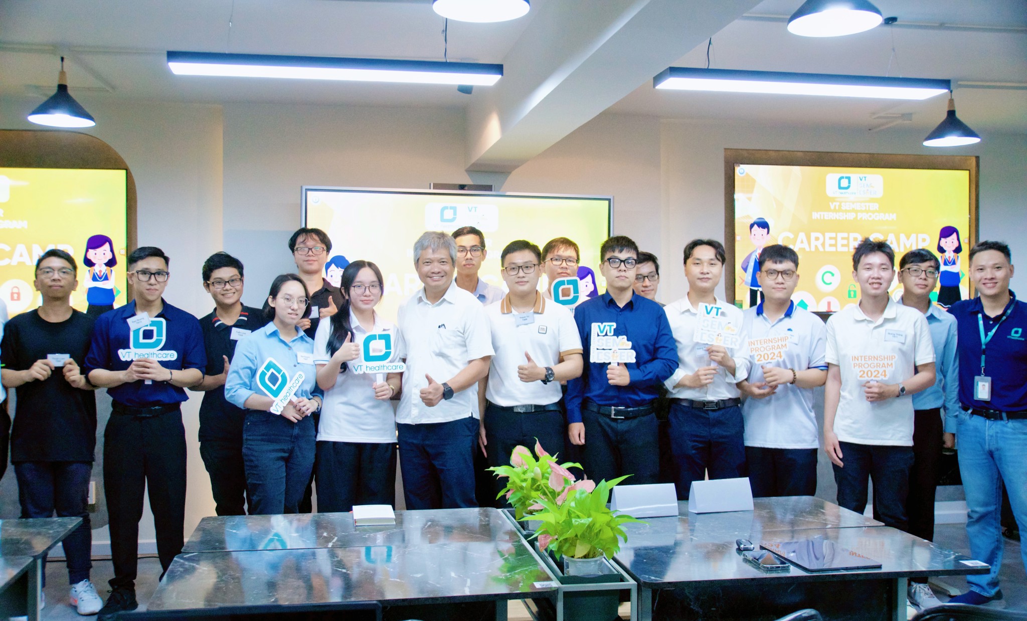 BÙNG NỔ NĂNG LƯỢNG TẠI CAREER CAMP - VT SEMESTER 2024